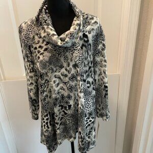 NWT- Ruby Rd. Long Sleeve Cowl Neck Tunic In Gray Tones